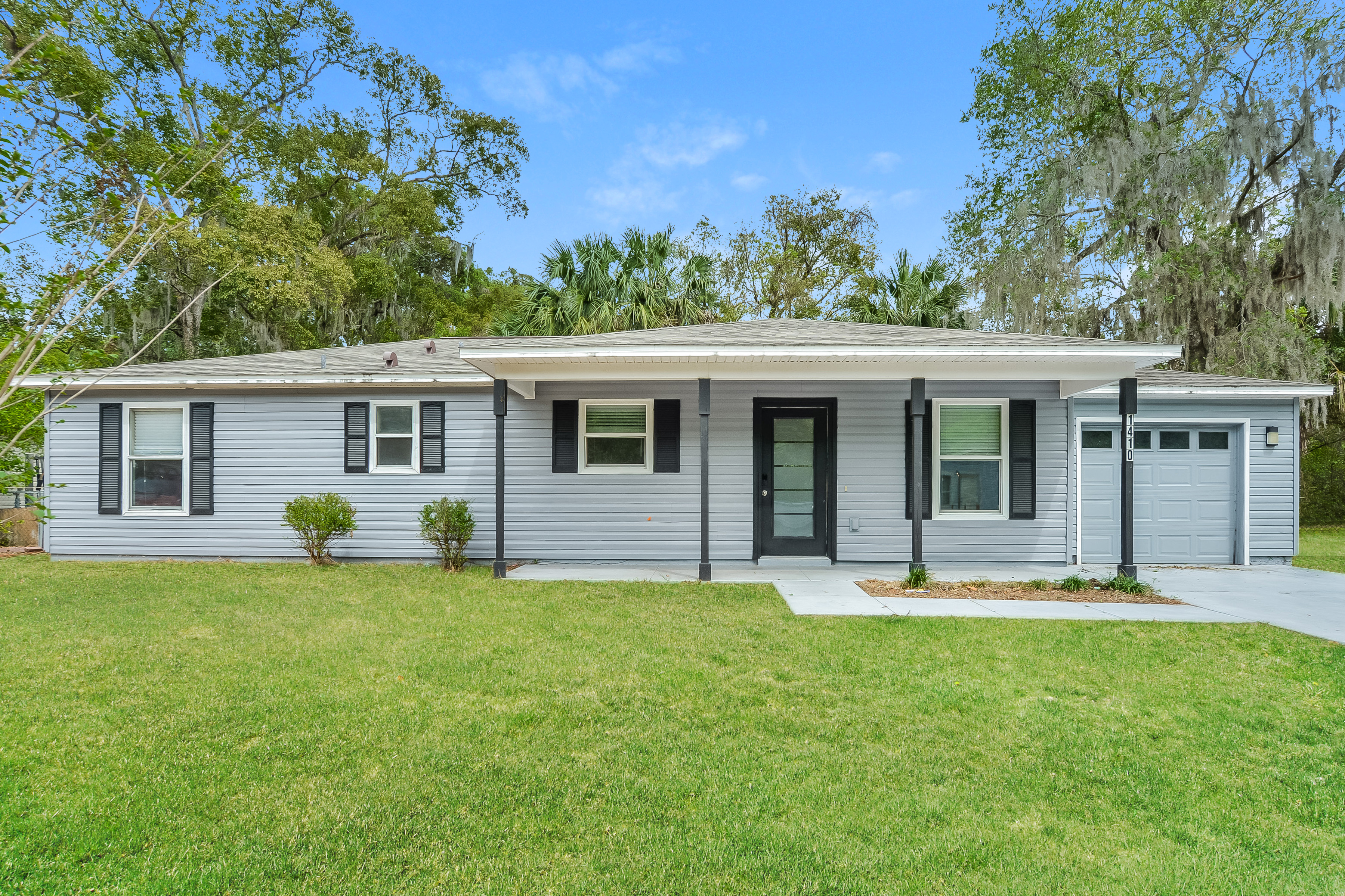 1410 Gorham St Mount Dora, FL 32757